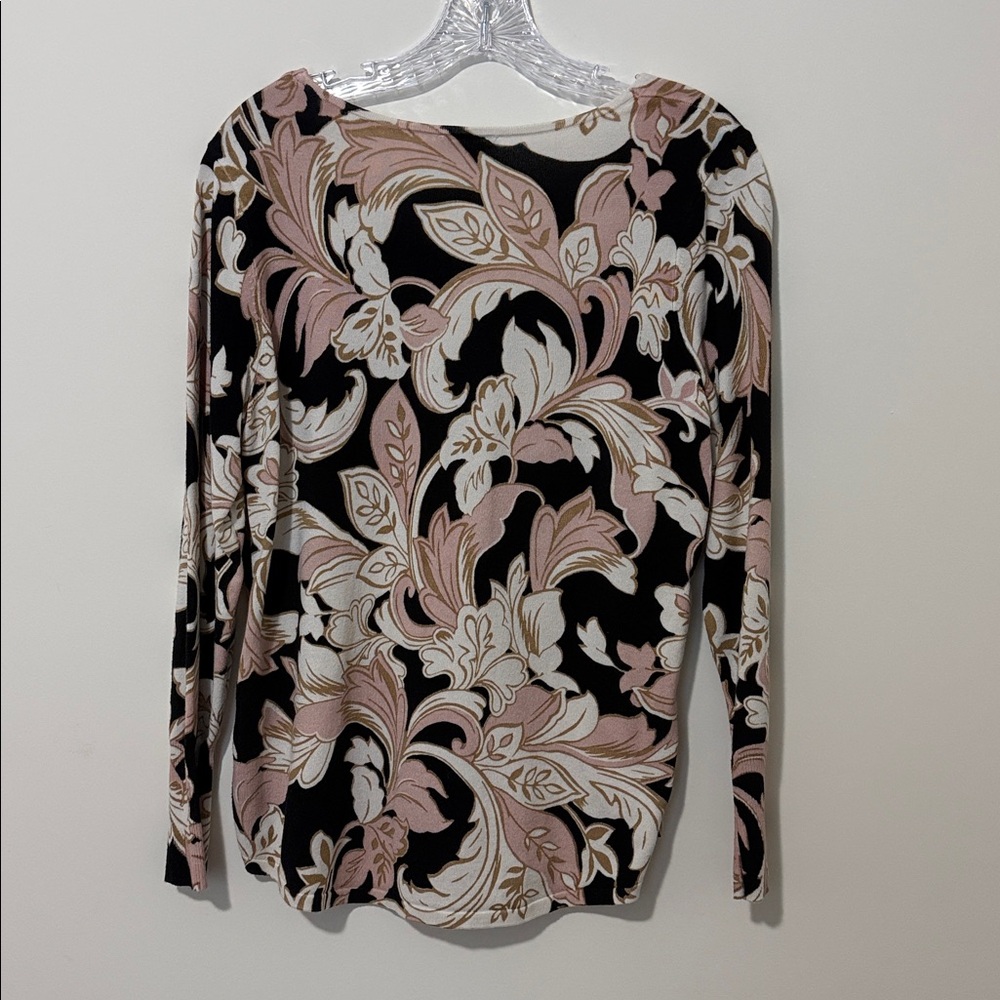 Chicos V Neck Sweater in Pink, Black, and Cream. Size 1 (US size 8) - Picture 4 of 7